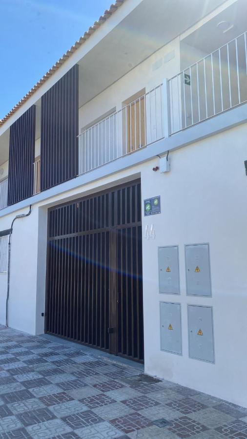 Apartamento Turistico Damajuana Parking Free إسبارتيناس المظهر الخارجي الصورة